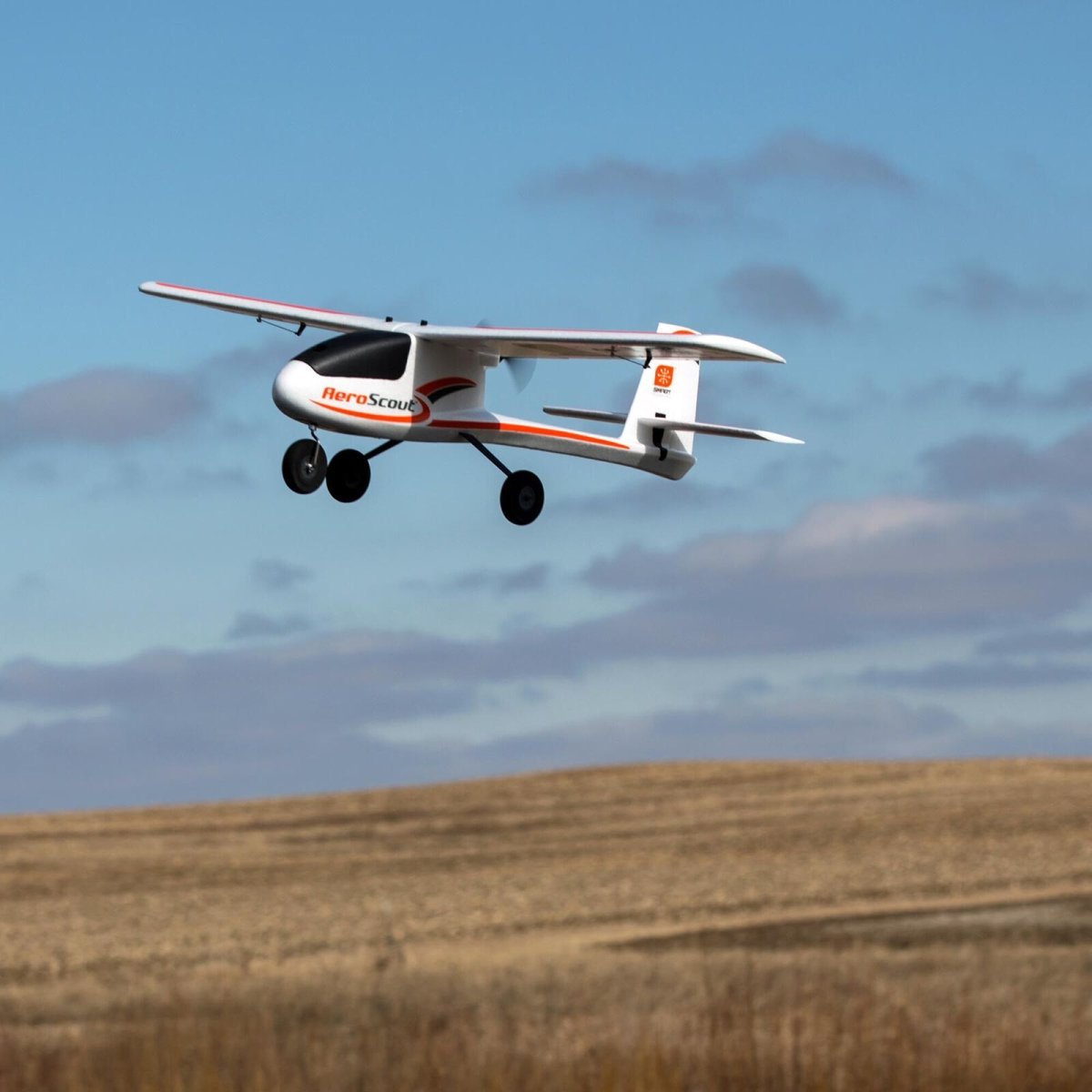 HobbyZone AeroScout S 2 1.1m RTF Trainer Electric Airplane (1095mm) w/SAFE & DXS Transmitter - BOBBYRC