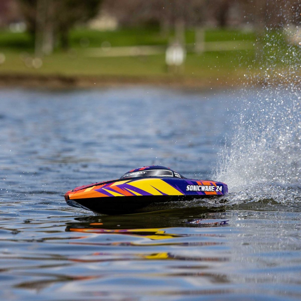Pro Boat(Red) Sonicwake 24” Self - Righting Brushless Deep - V RTR - BOBBYRC