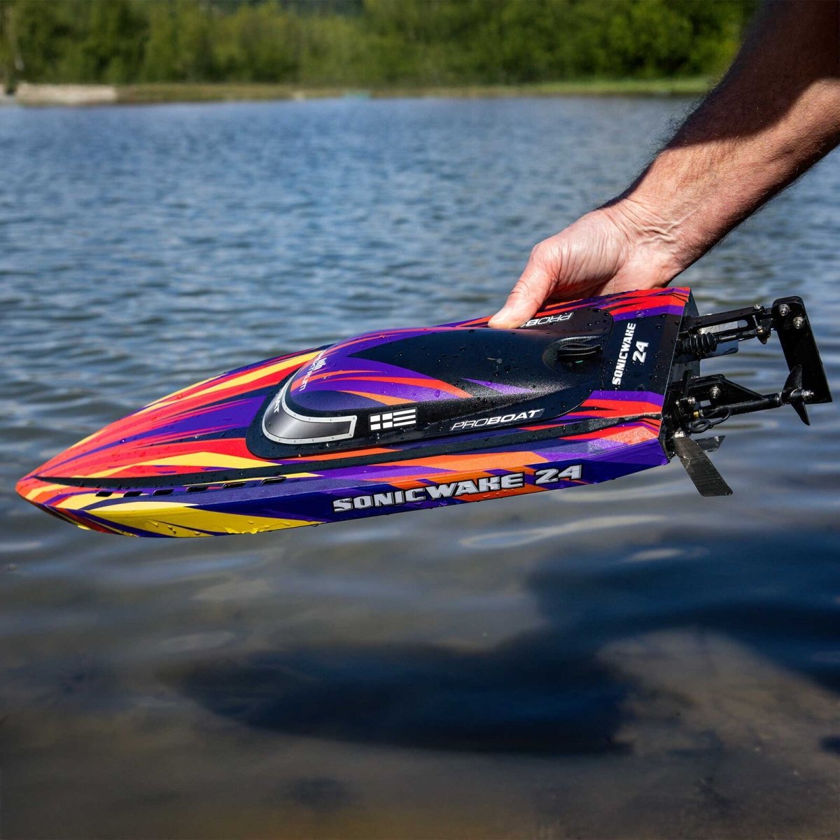 Pro Boat(Red) Sonicwake 24” Self - Righting Brushless Deep - V RTR - BOBBYRC