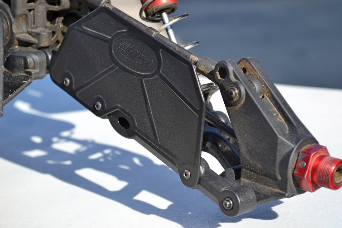 RPM Mud Guards for Kraton 8S Rear A - arms (Fits RPM80812 A - Arms Only - BOBBYRC